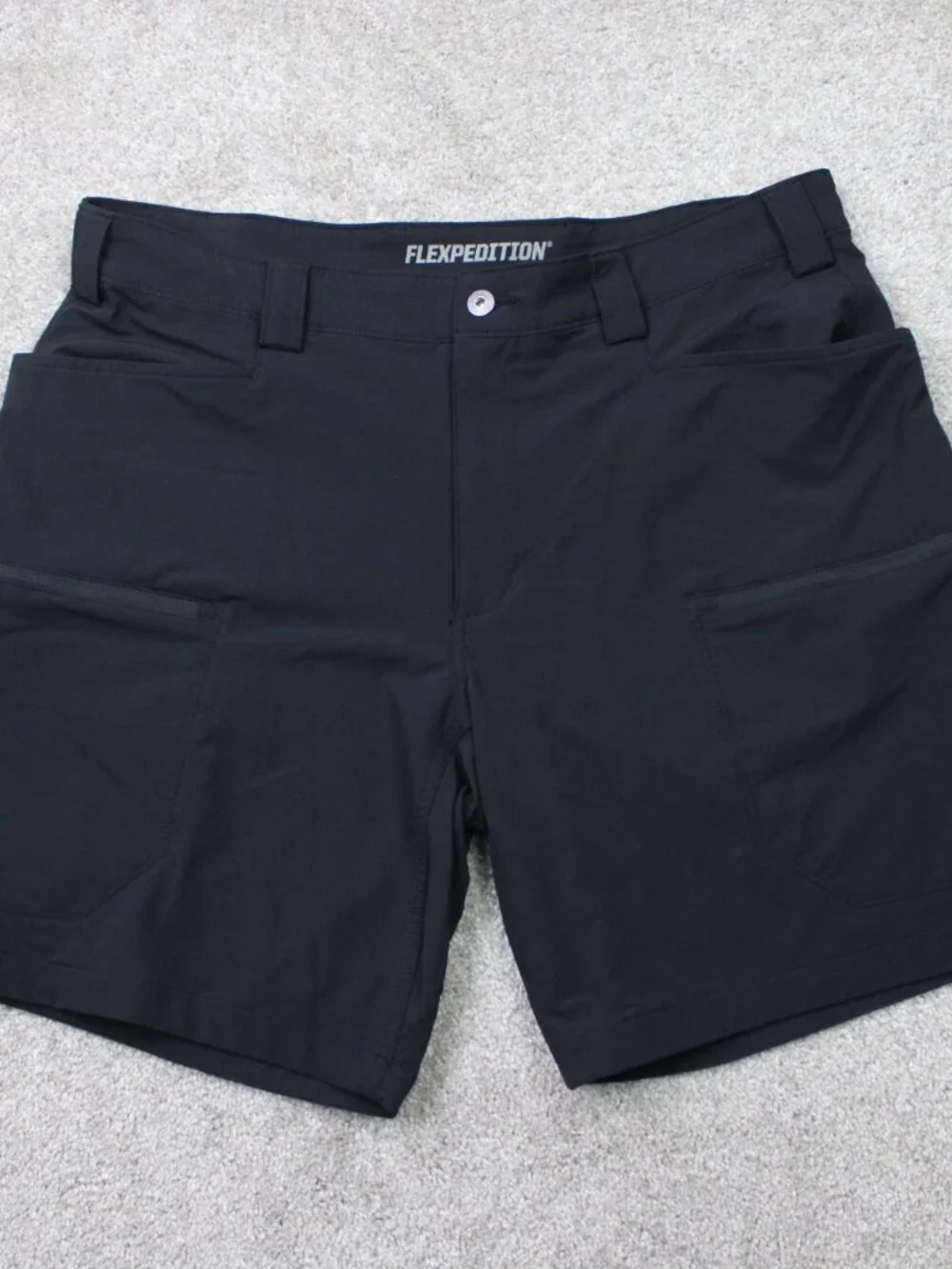 Duluth Trading Shorts Mens 38 Black Flexpedition 9